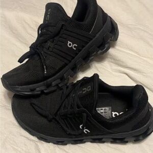 Women's On Clouds Brand New without box!